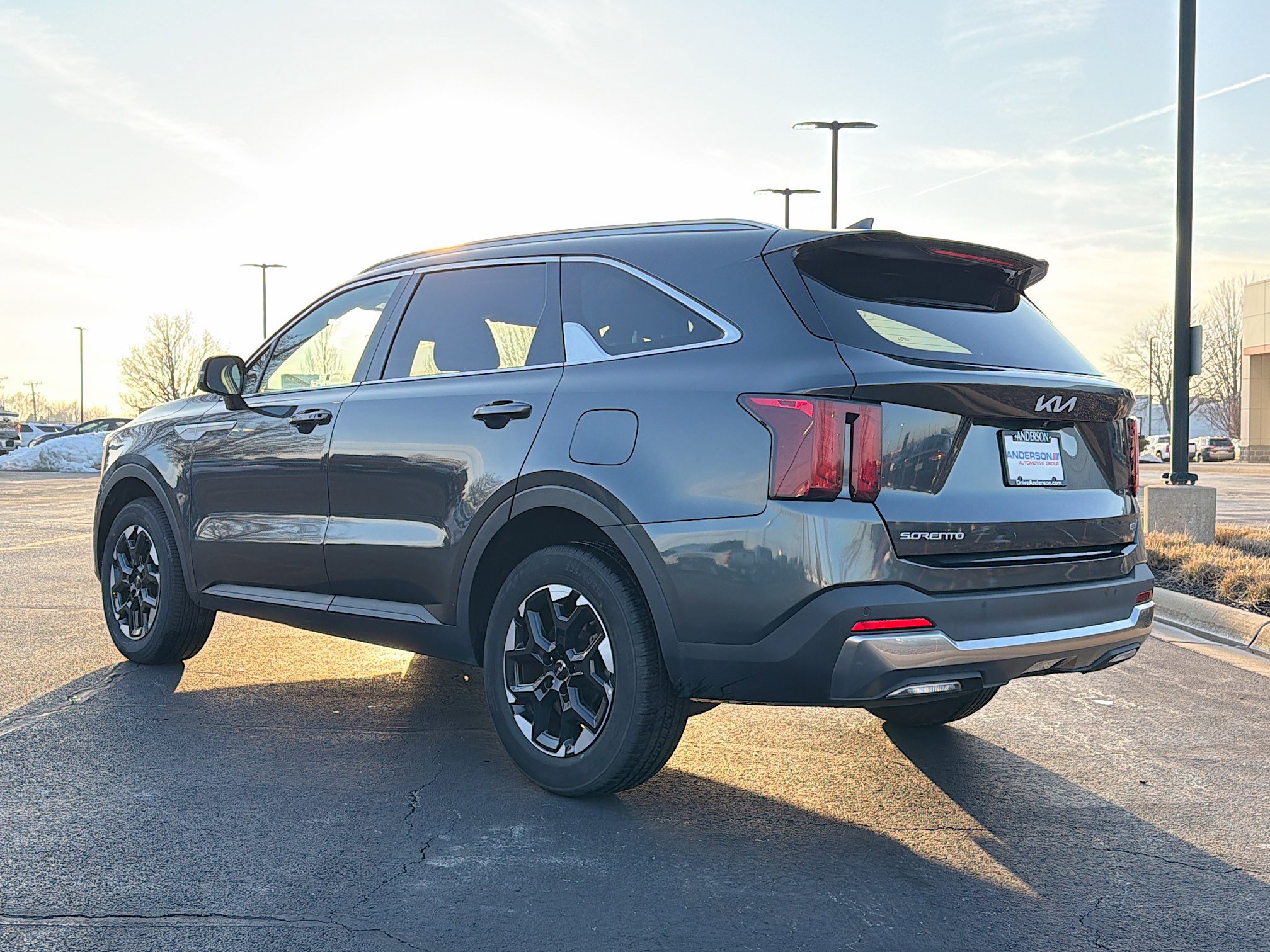 Used 2024 Kia Sorento S image 13