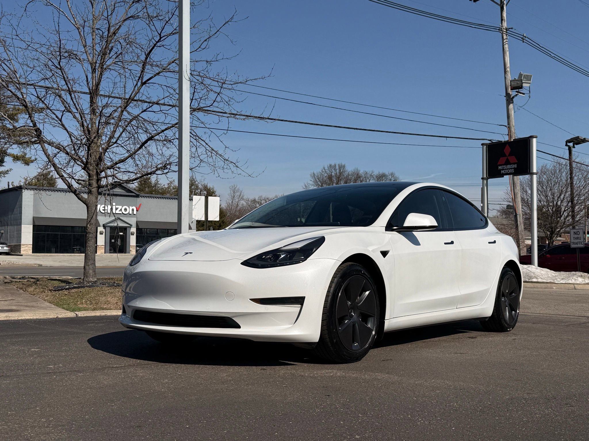 Used 2021 Tesla Model 3 Standard Range Plus image 6
