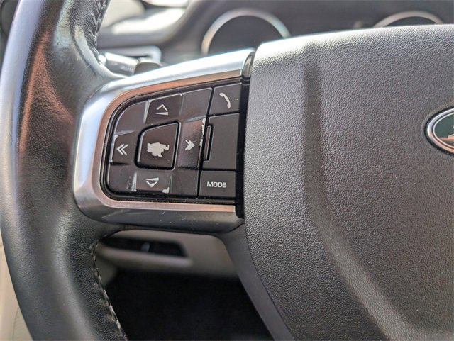 Used 2017 Land Rover Discovery Sport HSE image 23