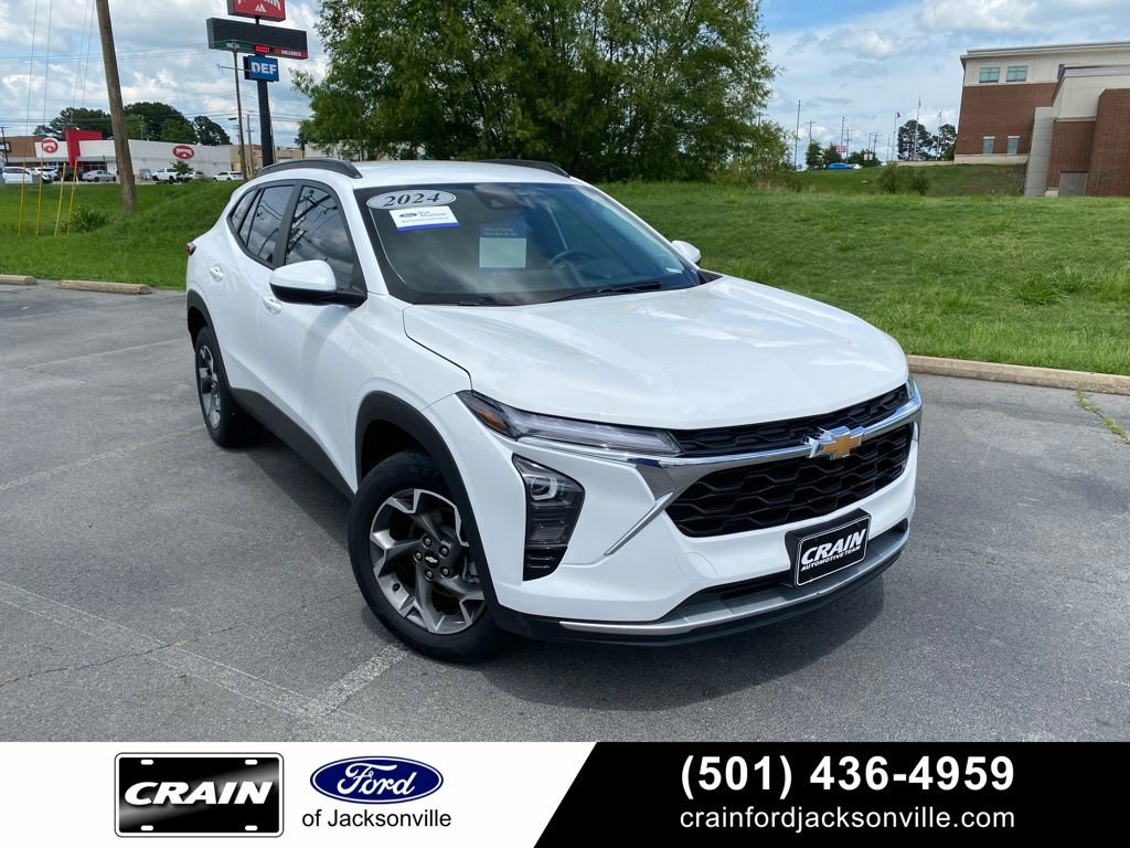 Used 2024 Chevrolet Trax LT w/ Driver Confidence Package