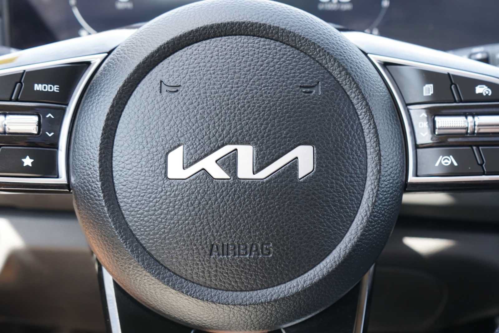 Used 2025 Kia Seltos EX w/ EX Sunroof Package FWD image 14