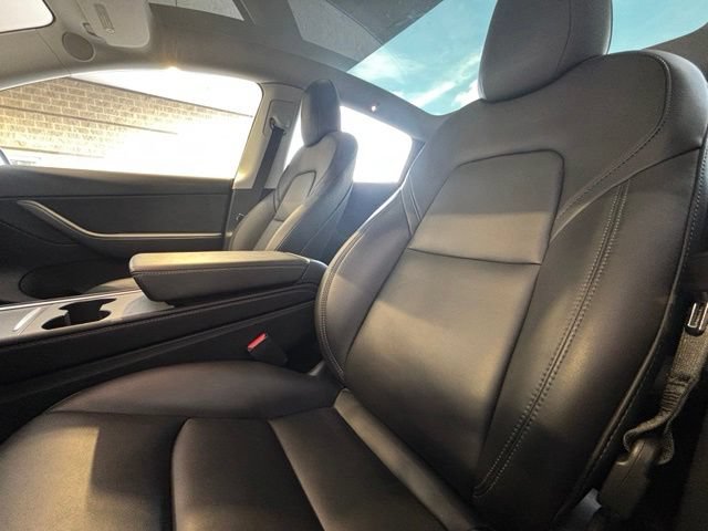 Used 2022 Tesla Model Y Performance AWD/4WD image 31