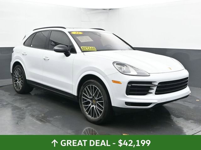 Used 2022 Porsche Cayenne image 2