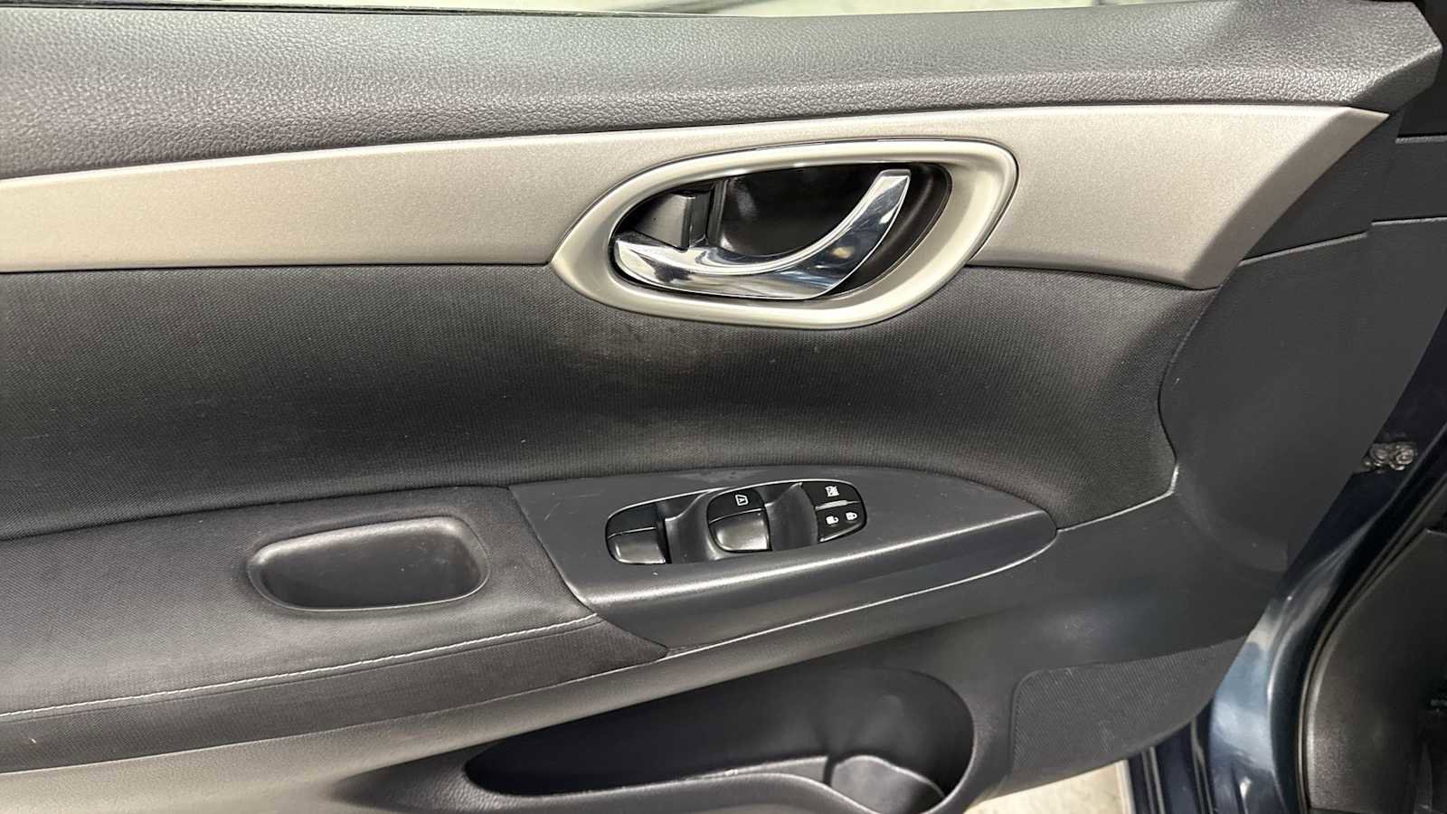 Used 2015 Nissan Sentra SV w/ Protection Package image 15