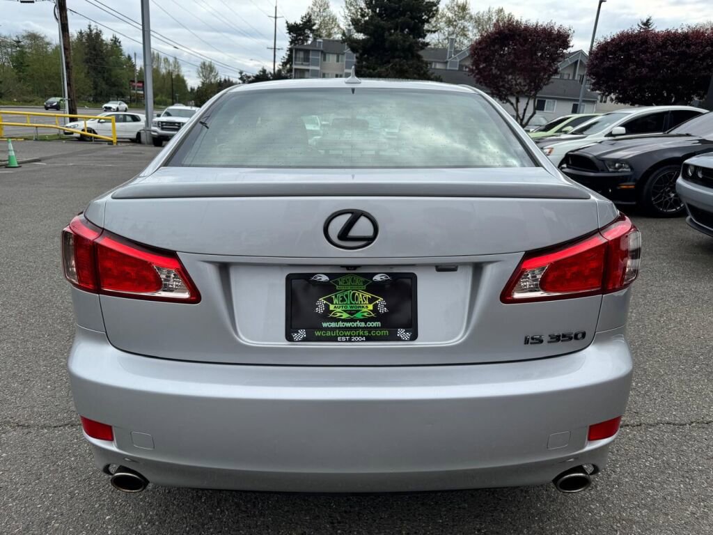 Used 2012 Lexus IS 250 w/ F-Sport Pkg w/Summer Tires RWD image 4