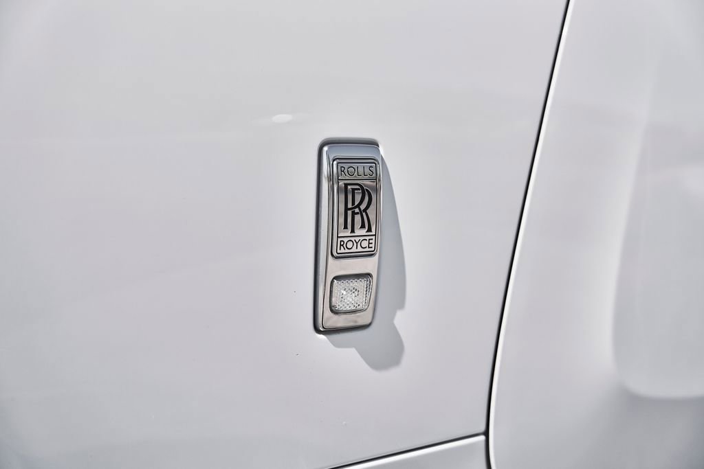 Used 2020 Rolls-Royce Wraith RWD image 9
