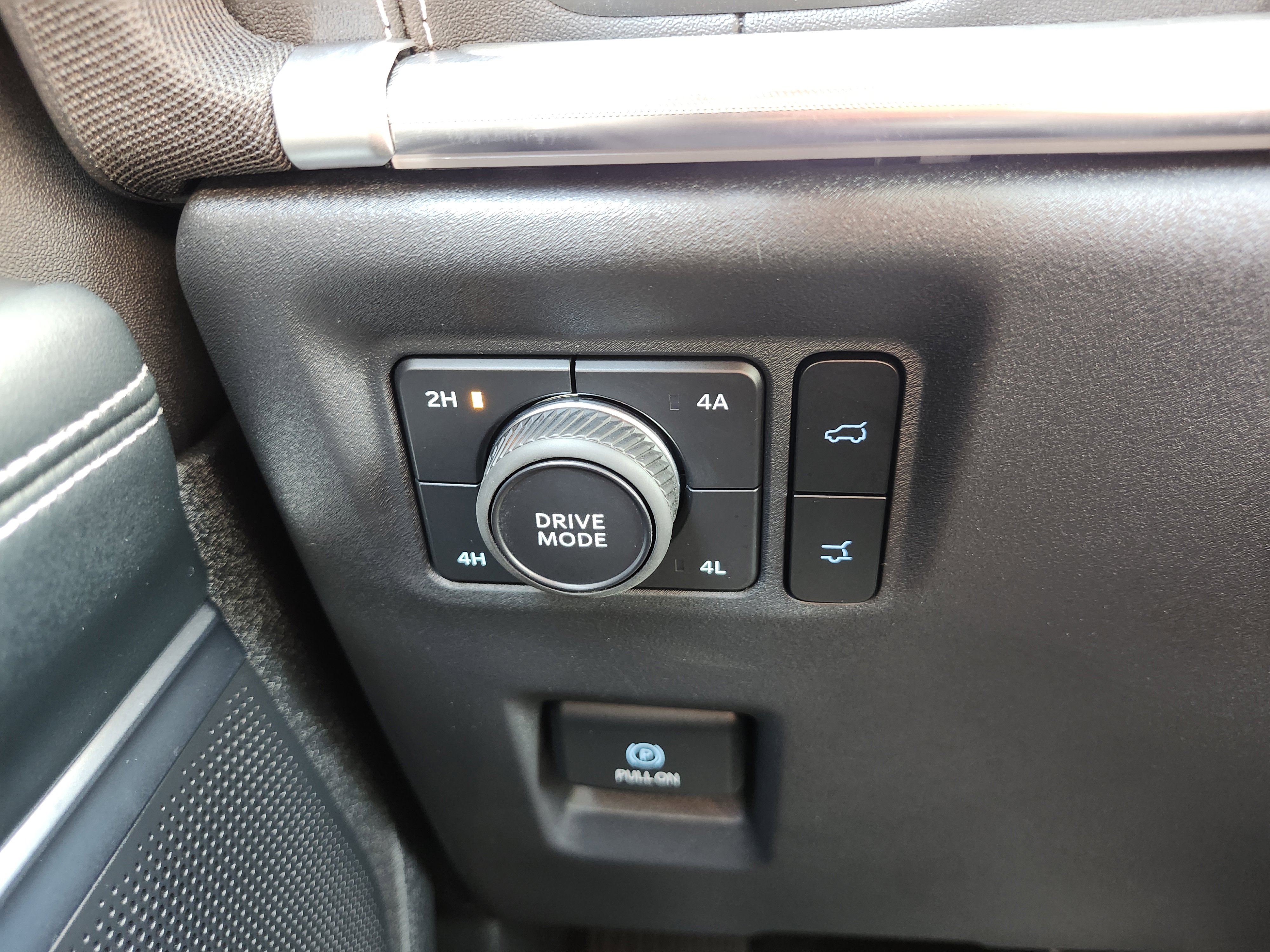 Used 2025 Ford Expedition Platinum AWD/4WD image 38