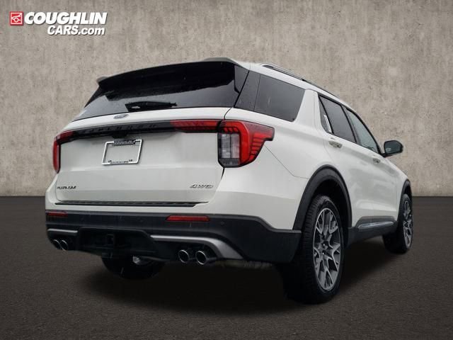 New 2025 Ford Explorer Platinum image 10