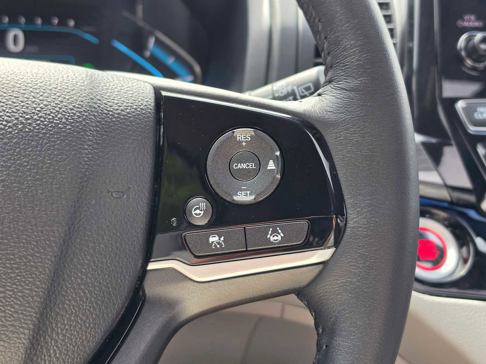 Used 2024 Honda Odyssey Elite image 34