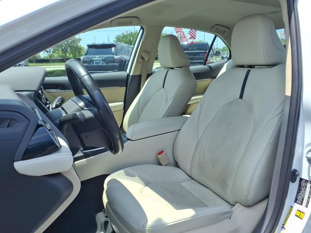 Used 2023 Toyota Camry XLE w/ Protection Package (Q2) (TMS) FWD image 4