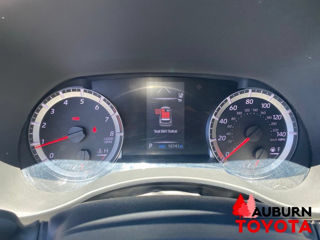 Used 2022 Toyota Highlander LE AWD/4WD image 43