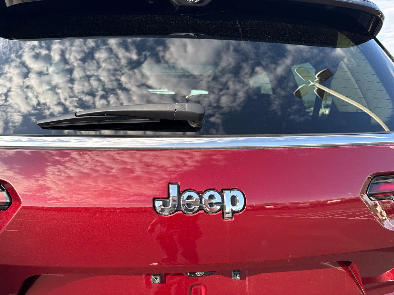 Used 2021 Jeep Grand Cherokee L Limited w/ Luxury Tech Group II AWD/4WD image 11