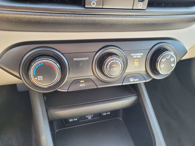 Used 2022 Kia Forte LXS image 18