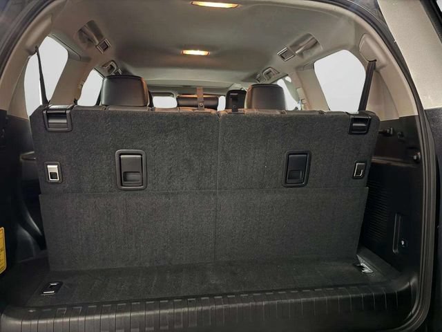 Used 2015 Lexus GX 460 w/ Premium Package AWD/4WD image 33