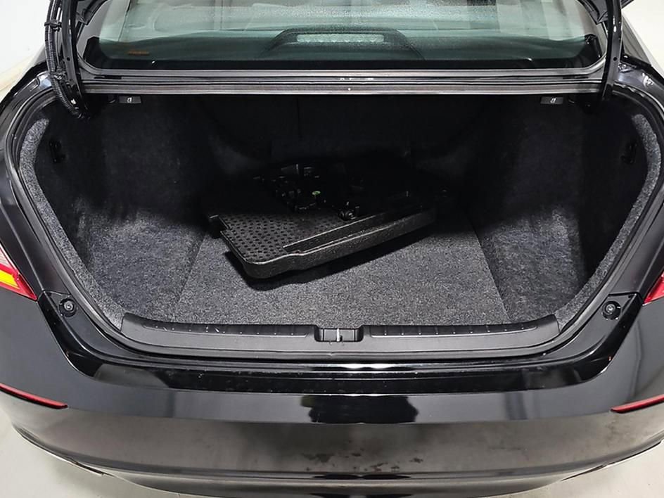 Used 2021 Honda Accord Sport image 5