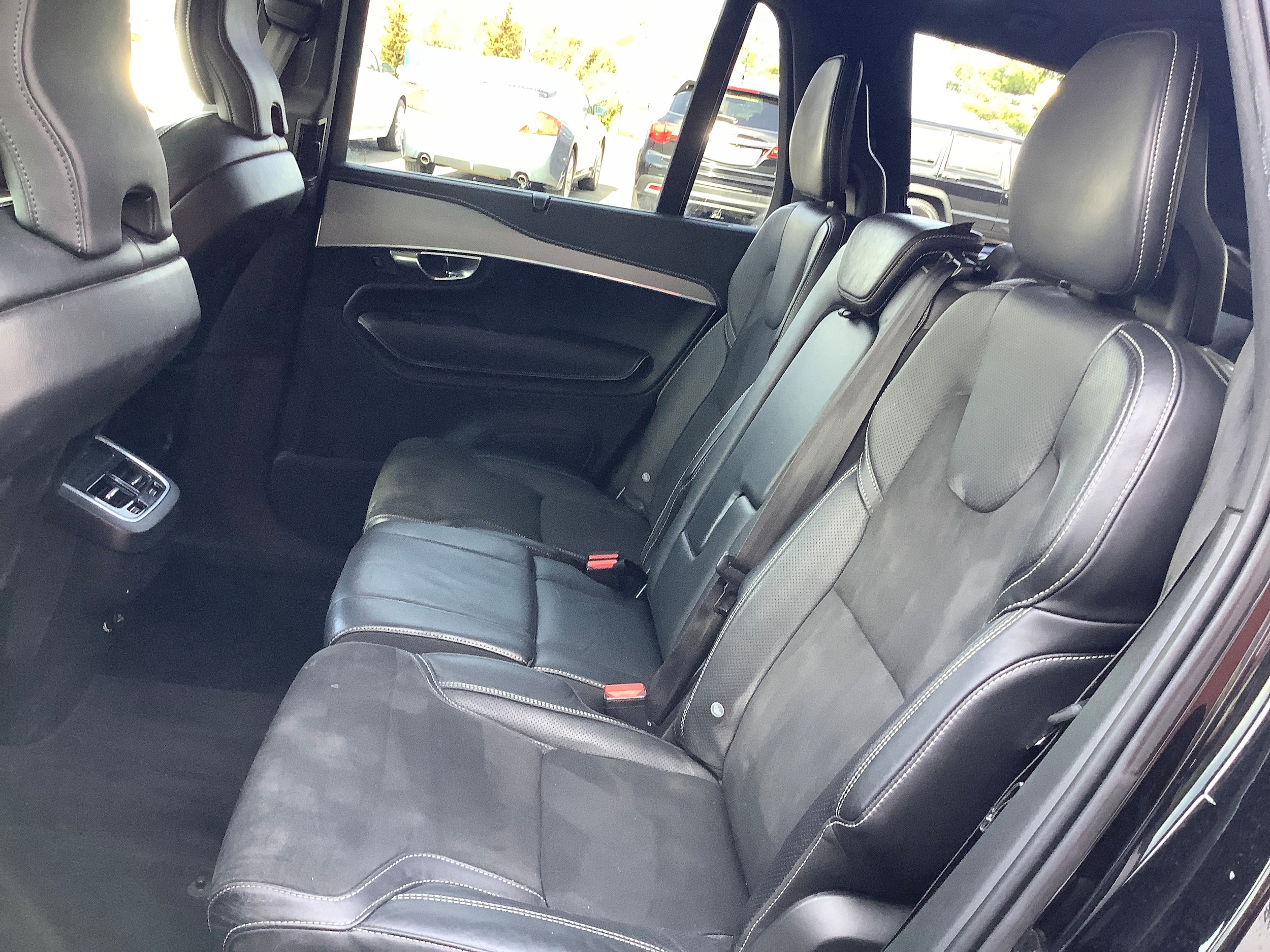 Used 2019 Volvo XC90 T5 R-Design w/ Protection Package Premier AWD/4WD image 12