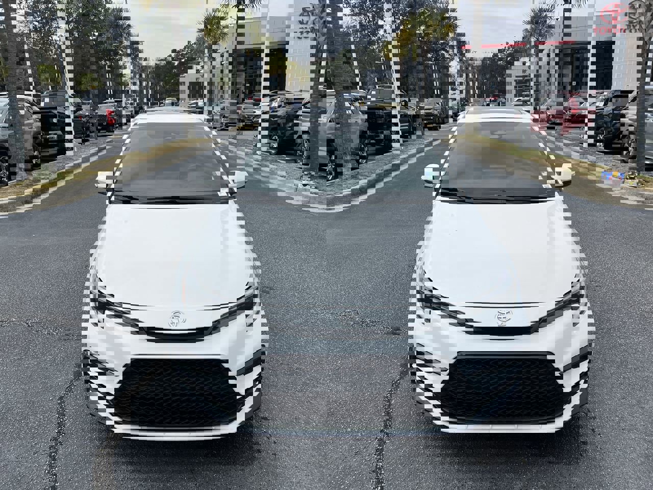 Used 2023 Toyota Corolla XSE image 3