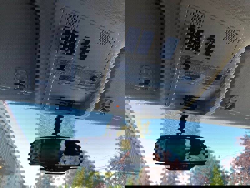 Used 2013 GMC Yukon Denali image 46