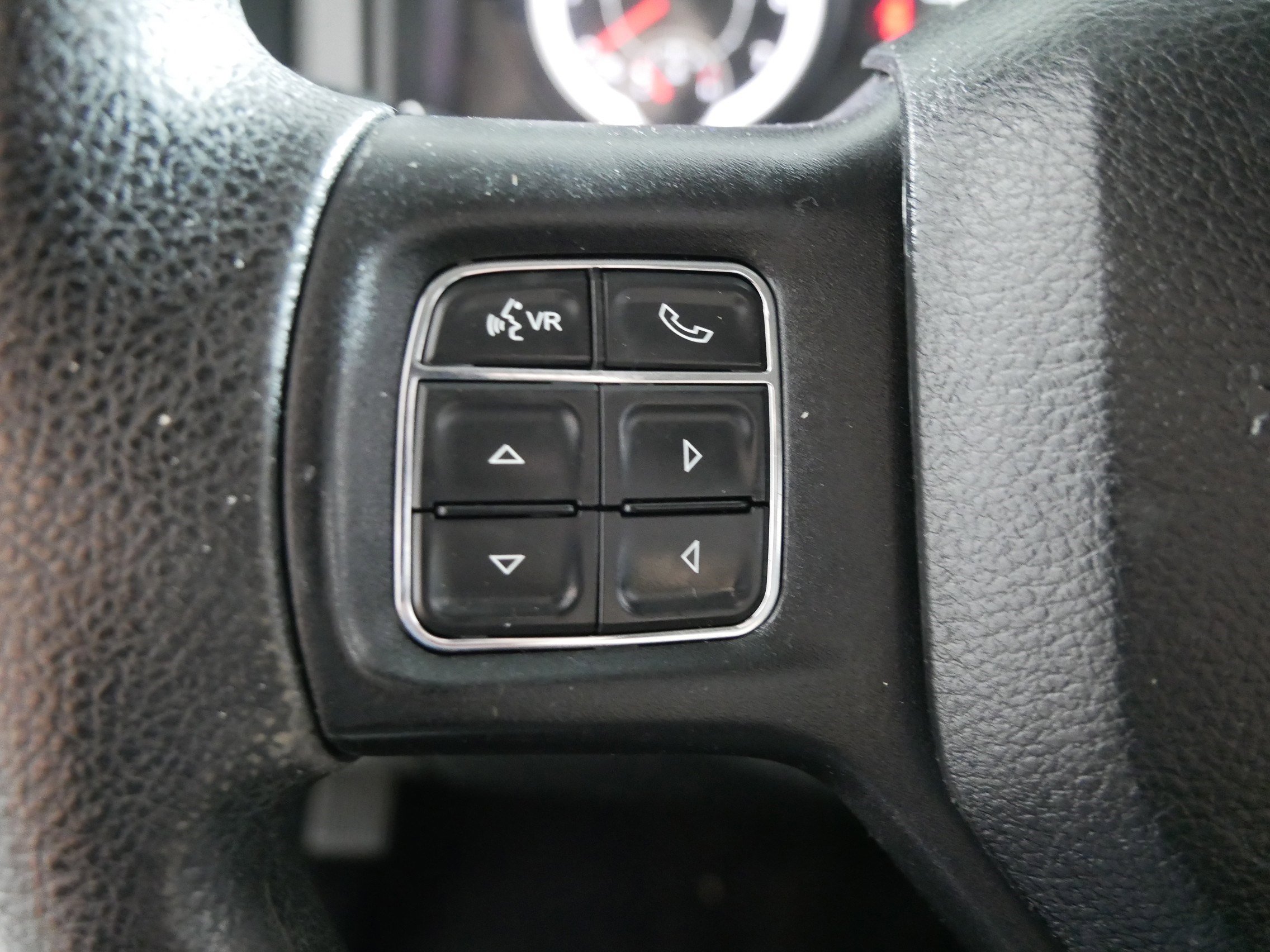 Used 2016 RAM 1500 Classic SLT image 26