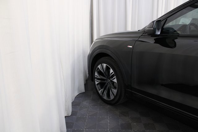 New 2026 Audi Q8 Premium Plus image 24