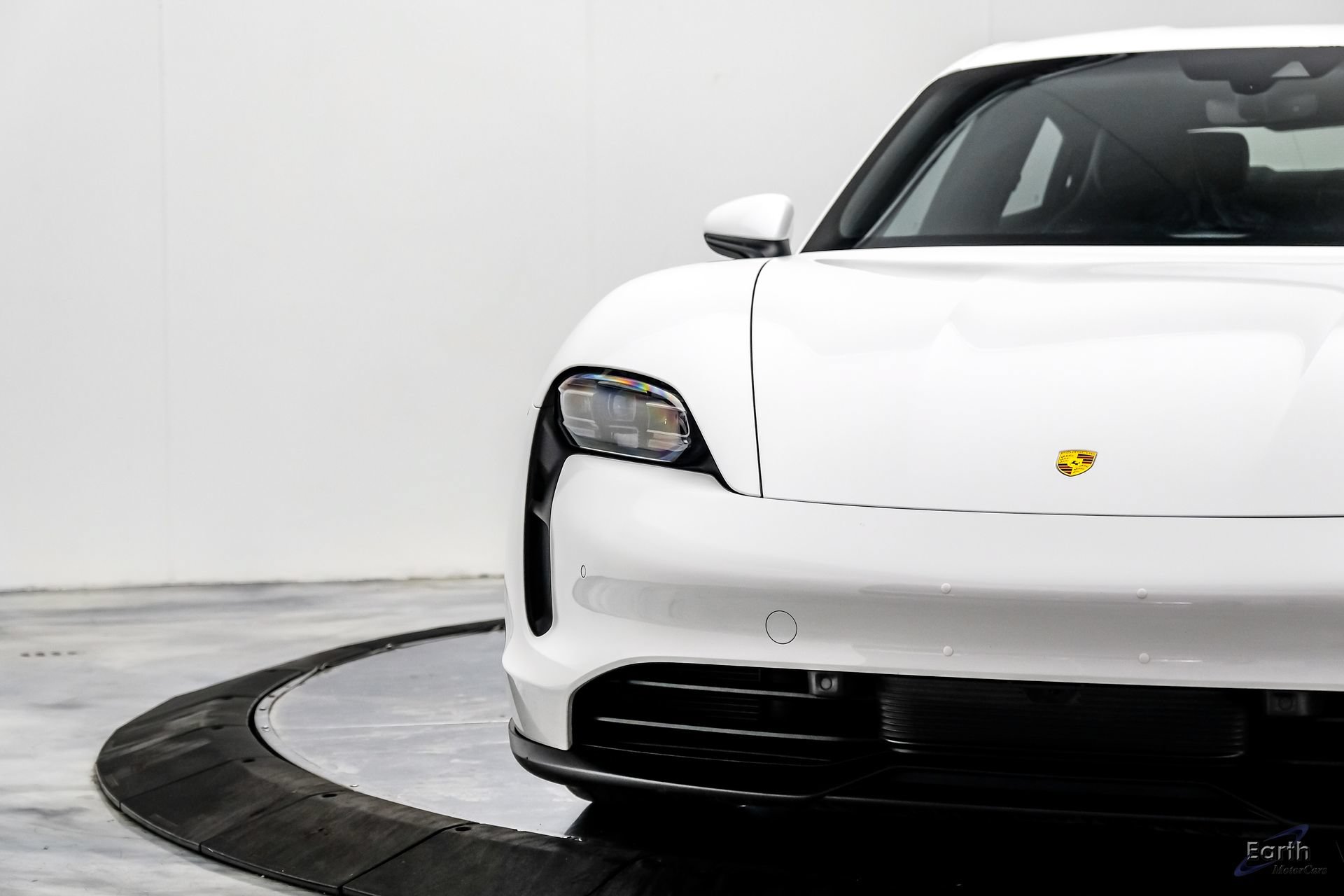 Used 2023 Porsche Taycan 4S AWD/4WD image 28