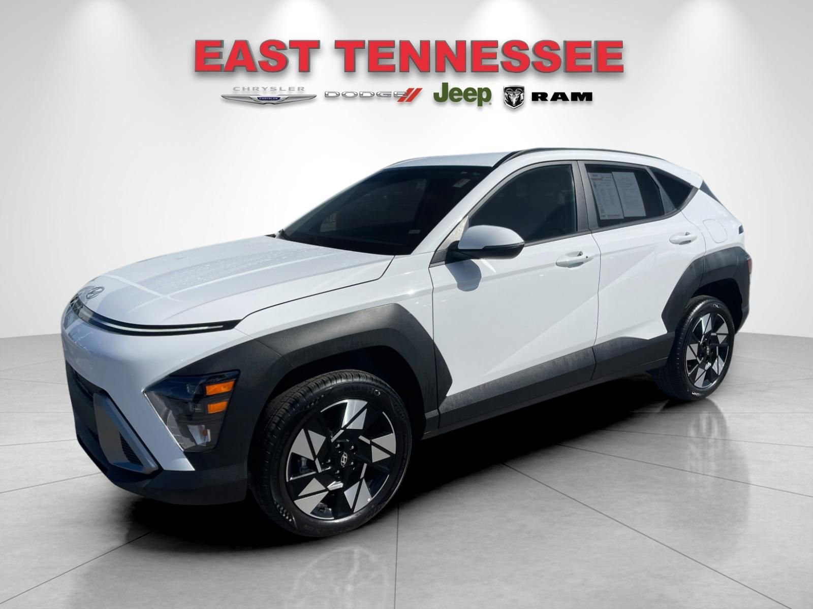 Used 2025 Hyundai Kona SEL image 7