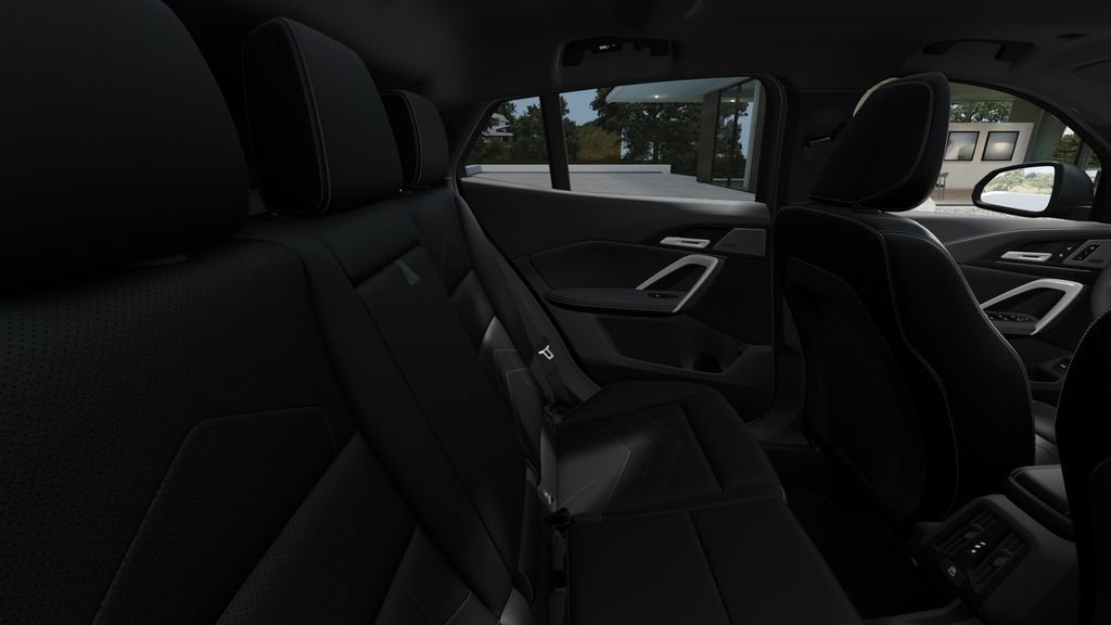 New 2027 BMW X2 xDrive28i AWD/4WD image 12