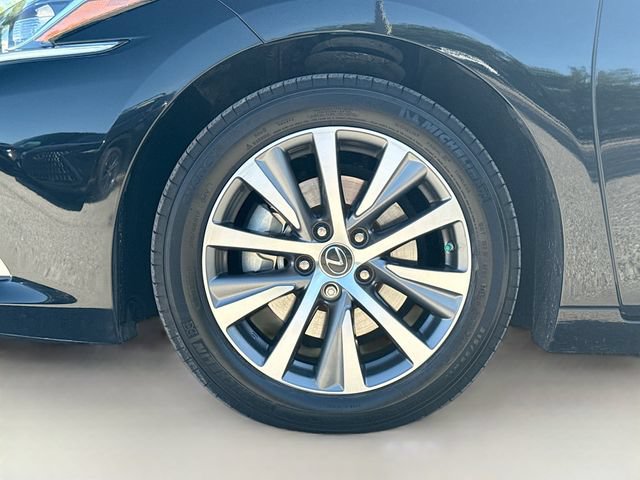 Used 2020 Lexus ES 300h w/ Premium Package FWD image 40