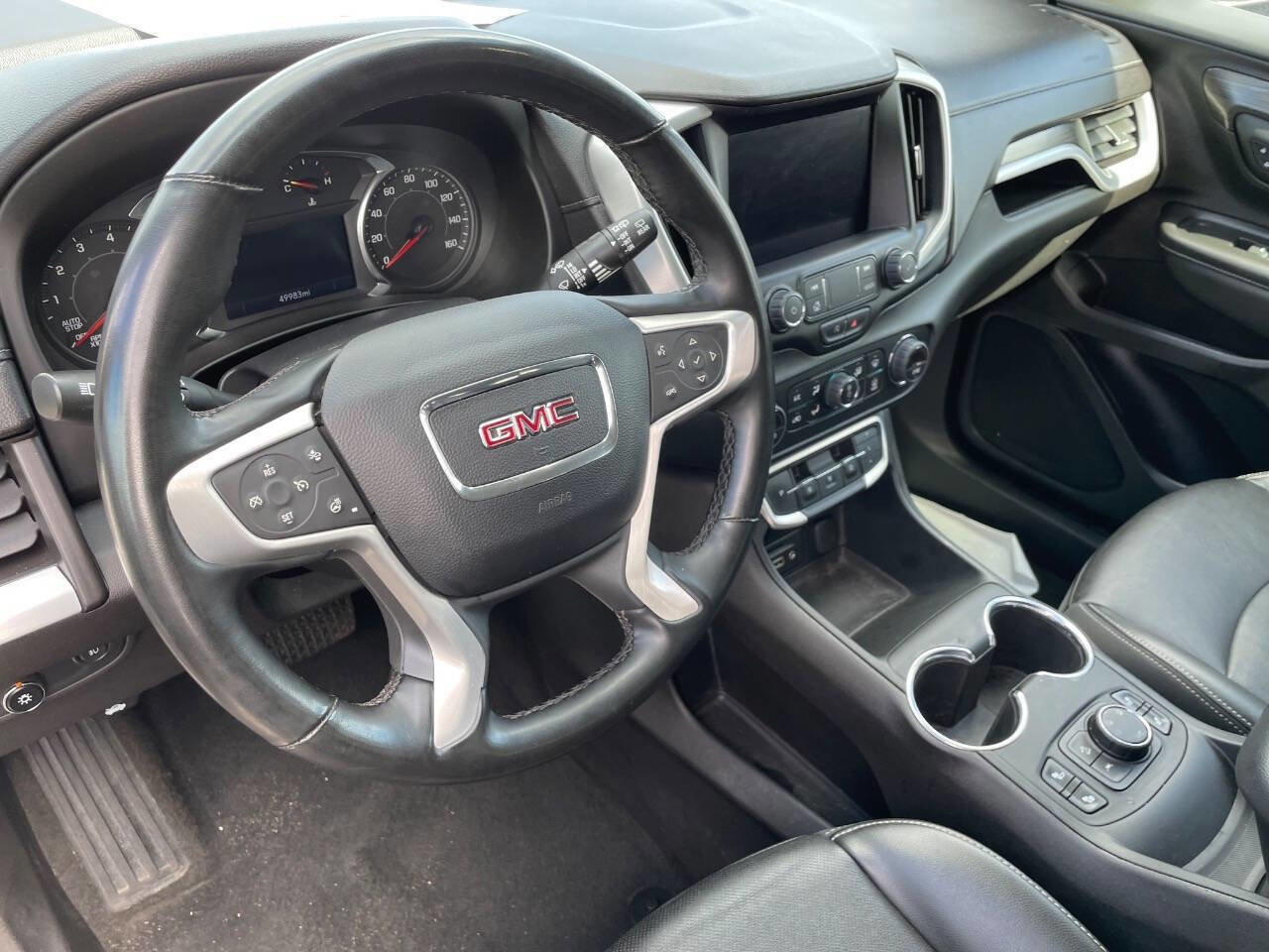 Used 2024 GMC Terrain SLT image 7