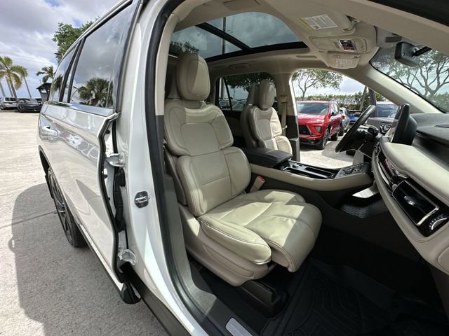 Used 2021 Lincoln Aviator Reserve w/ Equipment Group 202A image 34