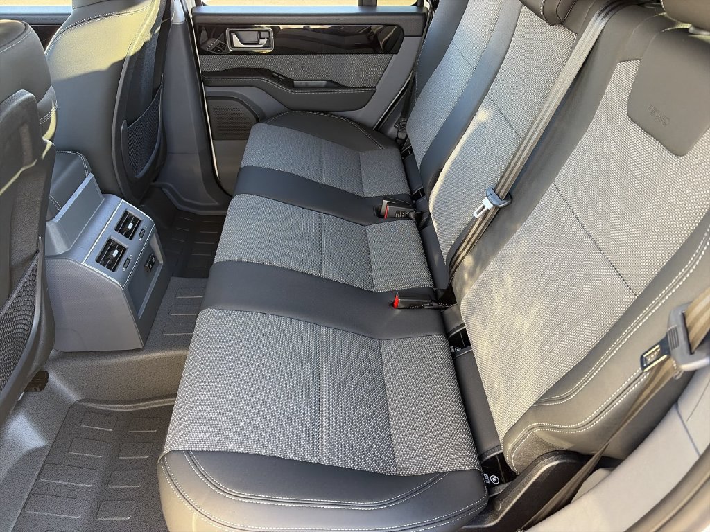 New 2026 INEOS Grenadier Station Wagon AWD/4WD image 24