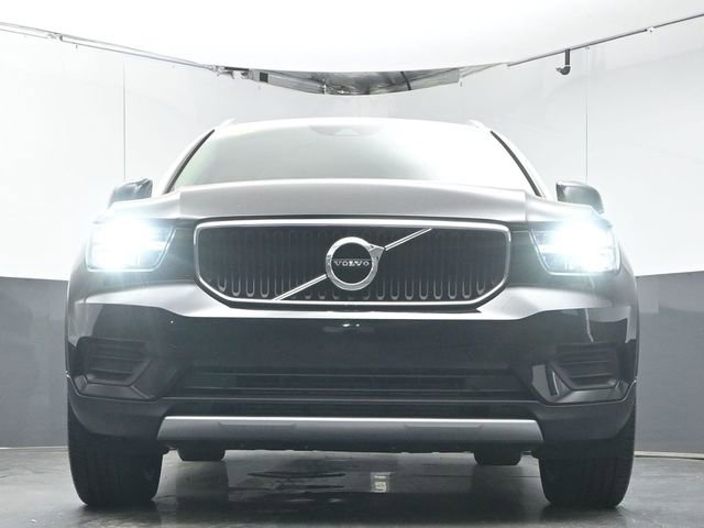 Used 2020 Volvo XC40 T5 Momentum w/ Premium Package image 35