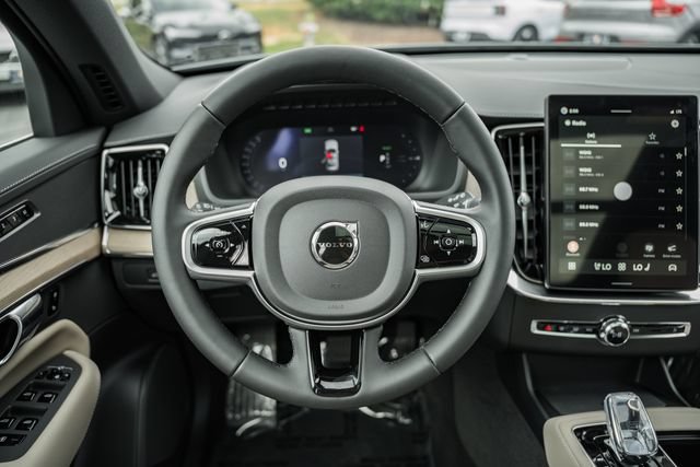 New 2026 Volvo XC90 T8 Plus w/ Protection Package Premier AWD/4WD image 29