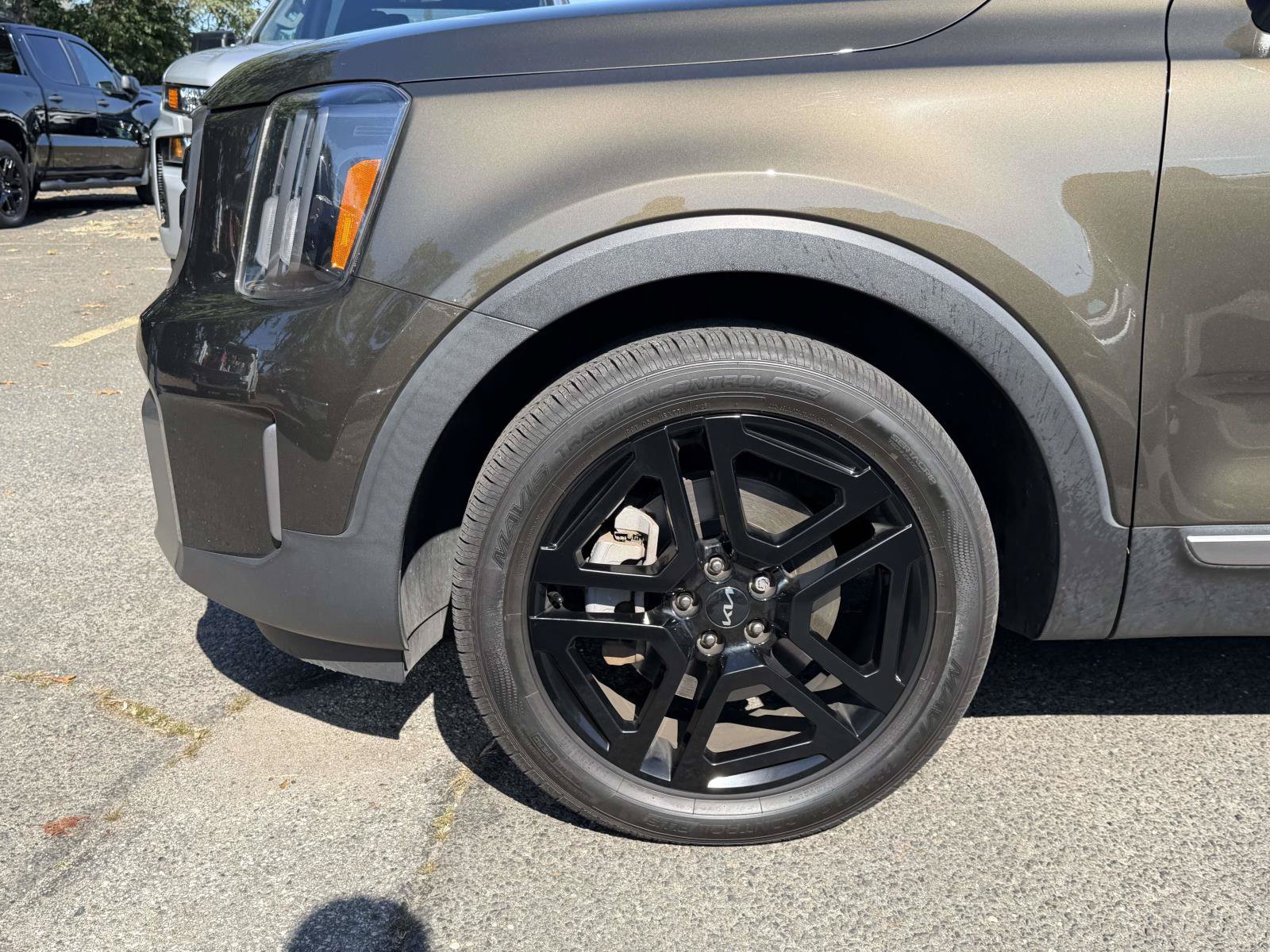 Used 2023 Kia Telluride EX X-Line AWD/4WD image 16
