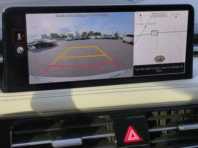 Certified 2025 Genesis G70 2.5T AWD/4WD image 18
