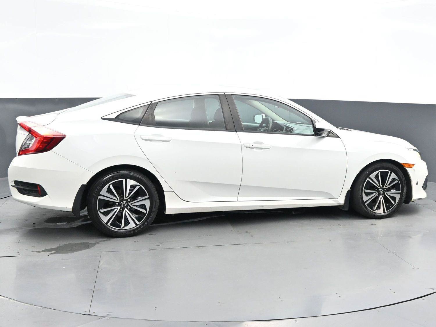 Used 2016 Honda Civic EX-T image 8