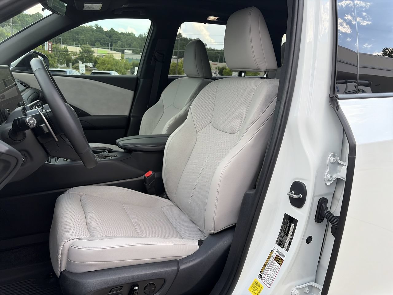 Used 2026 Lexus TX 350 AWD w/ Technology Package image 14