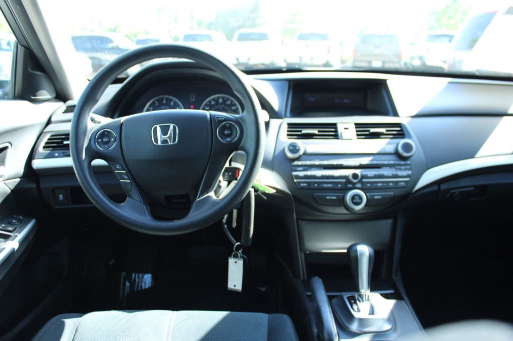 Used 2015 Honda Crosstour EX image 13