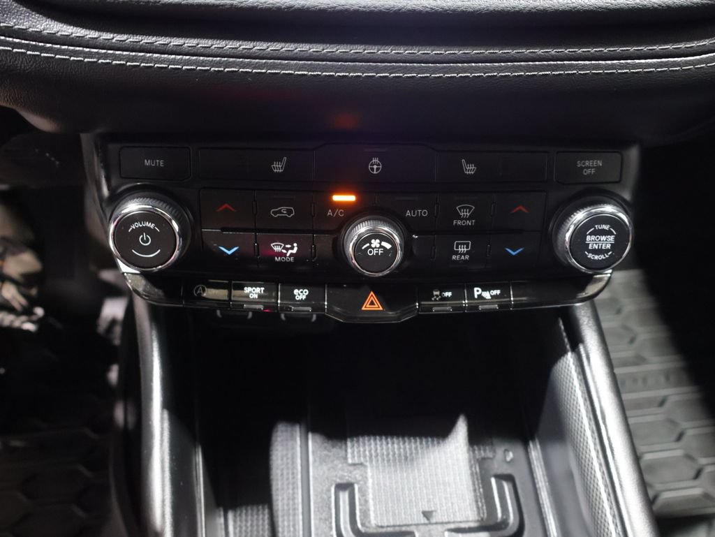 Used 2021 Dodge Durango GT AWD/4WD image 29