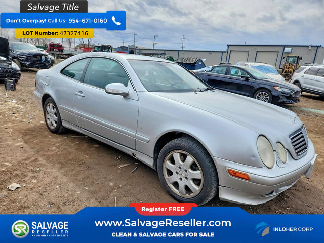Used 2002 Mercedes-Benz CLK 320 Coupe image 5