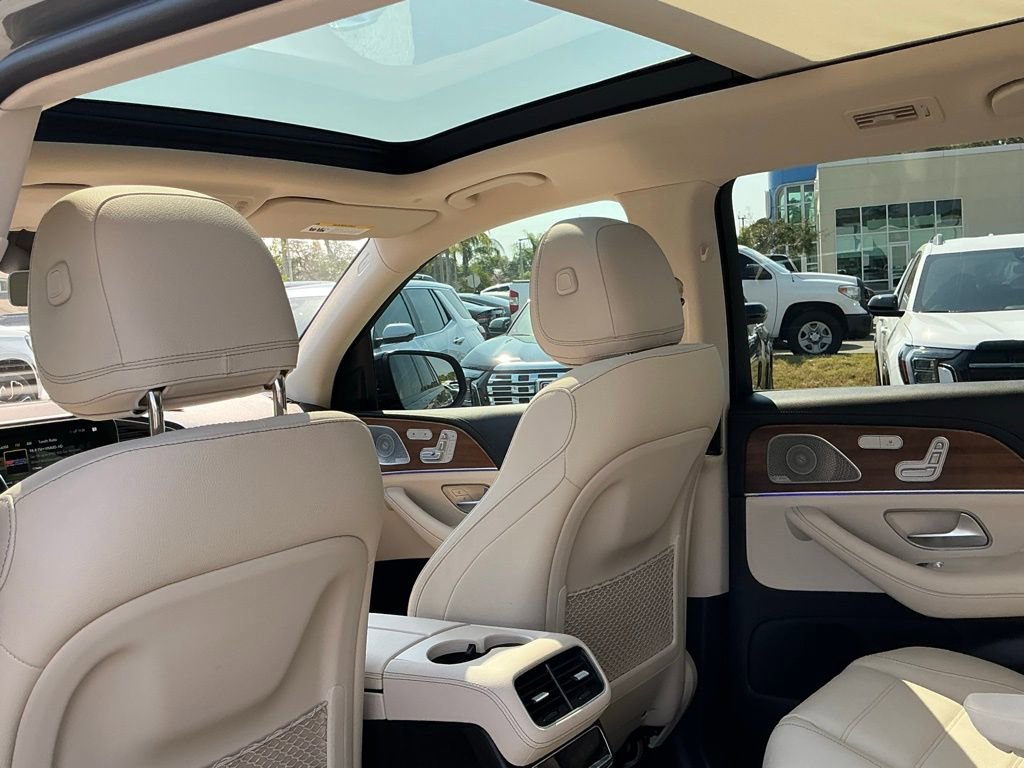 Used 2023 Mercedes-Benz GLS 450 4MATIC image 30