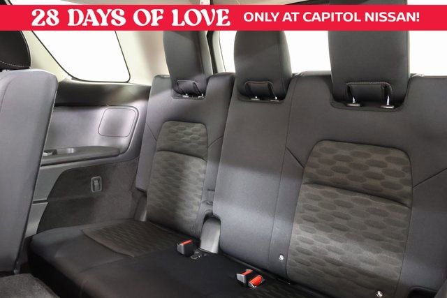 New 2025 Nissan Pathfinder S image 27