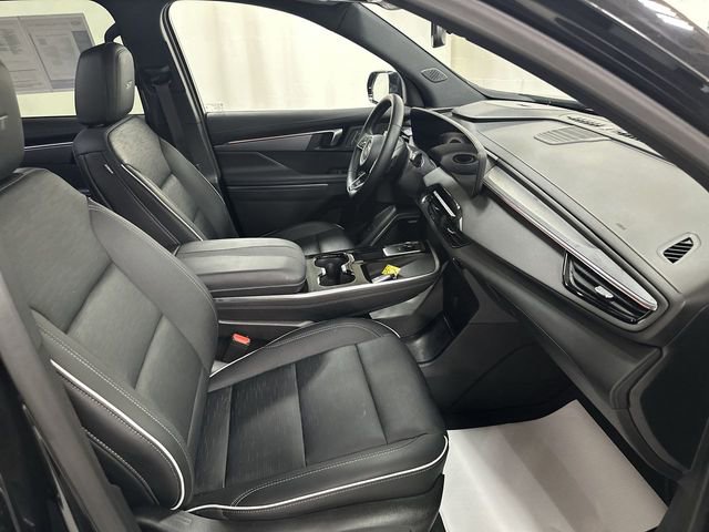Used 2025 Buick Enclave Sport Touring image 19