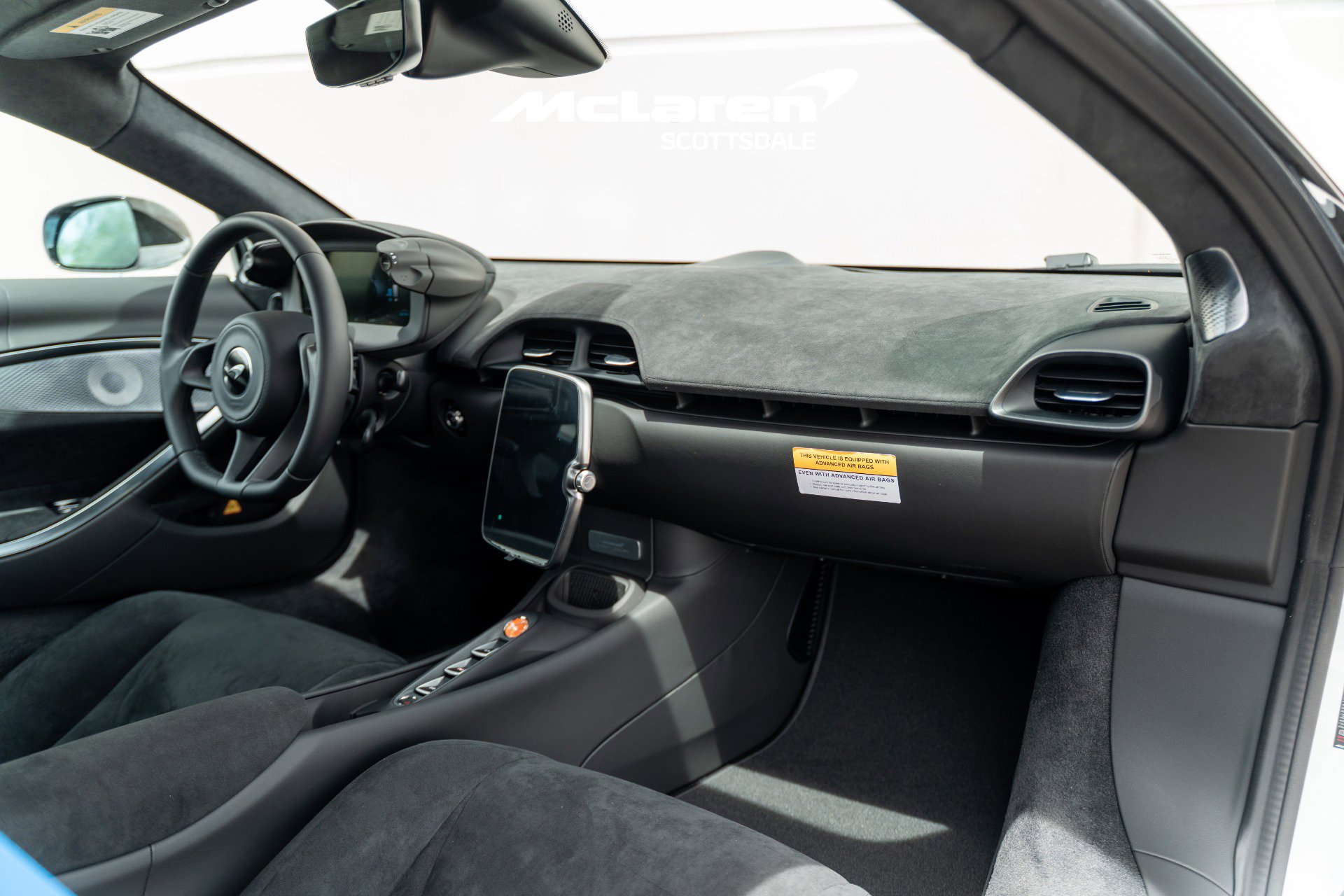 New 2026 McLaren Artura RWD image 17