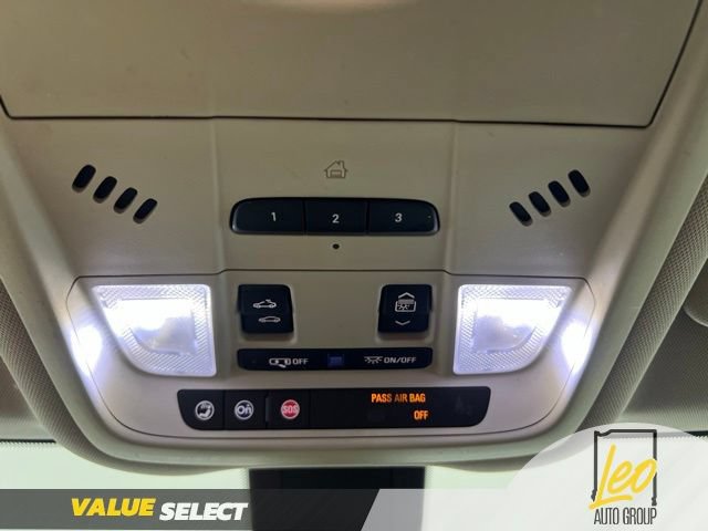 Used 2019 GMC Terrain Denali w/ Advanced Safety Package AWD/4WD image 31