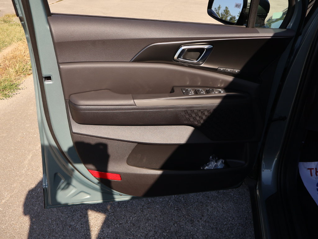 New 2027 Kia Carnival SX FWD image 20