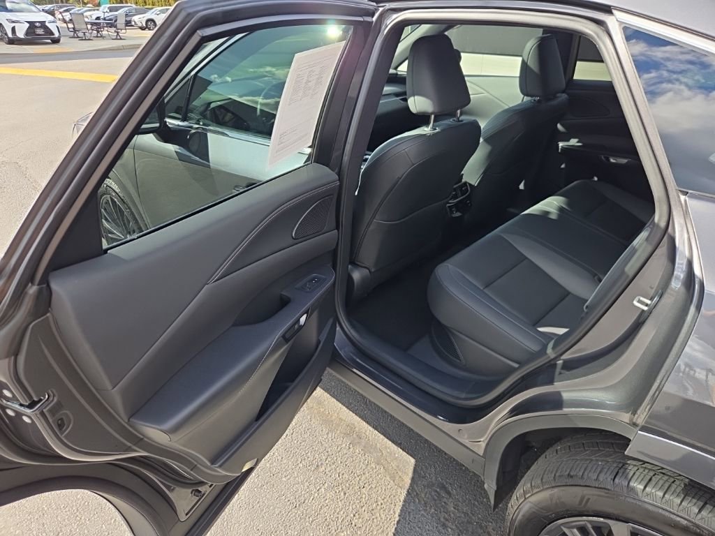 Certified 2025 Lexus RX 350h w/ Convenience Package image 15