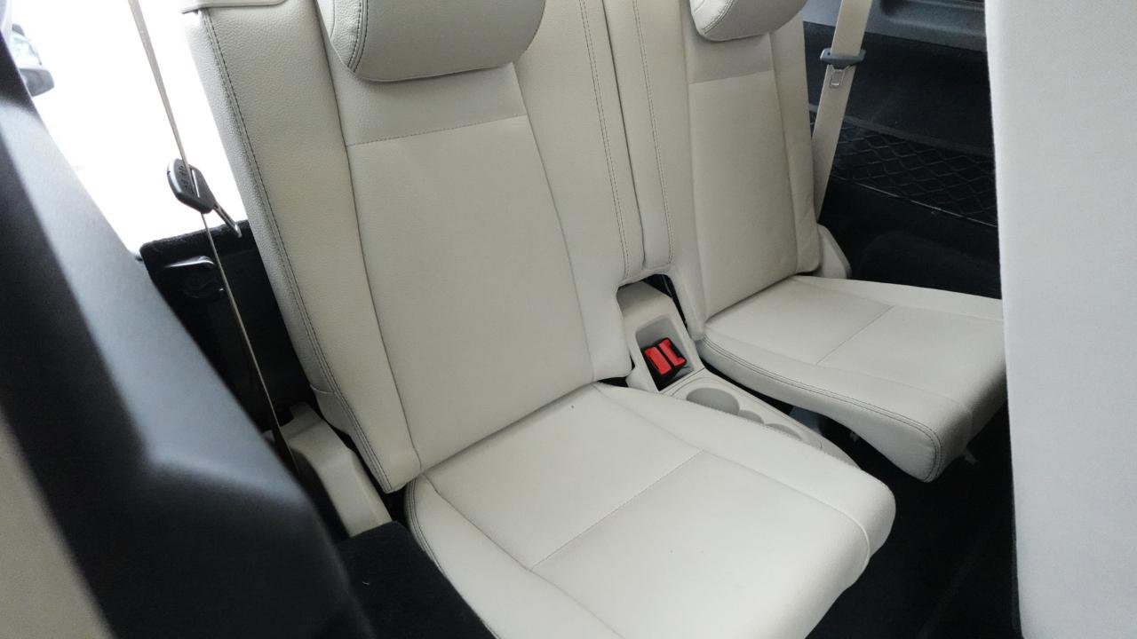 Used 2022 Mercedes-Benz GLE 350 4MATIC w/ 3rd Row Seat Package image 17