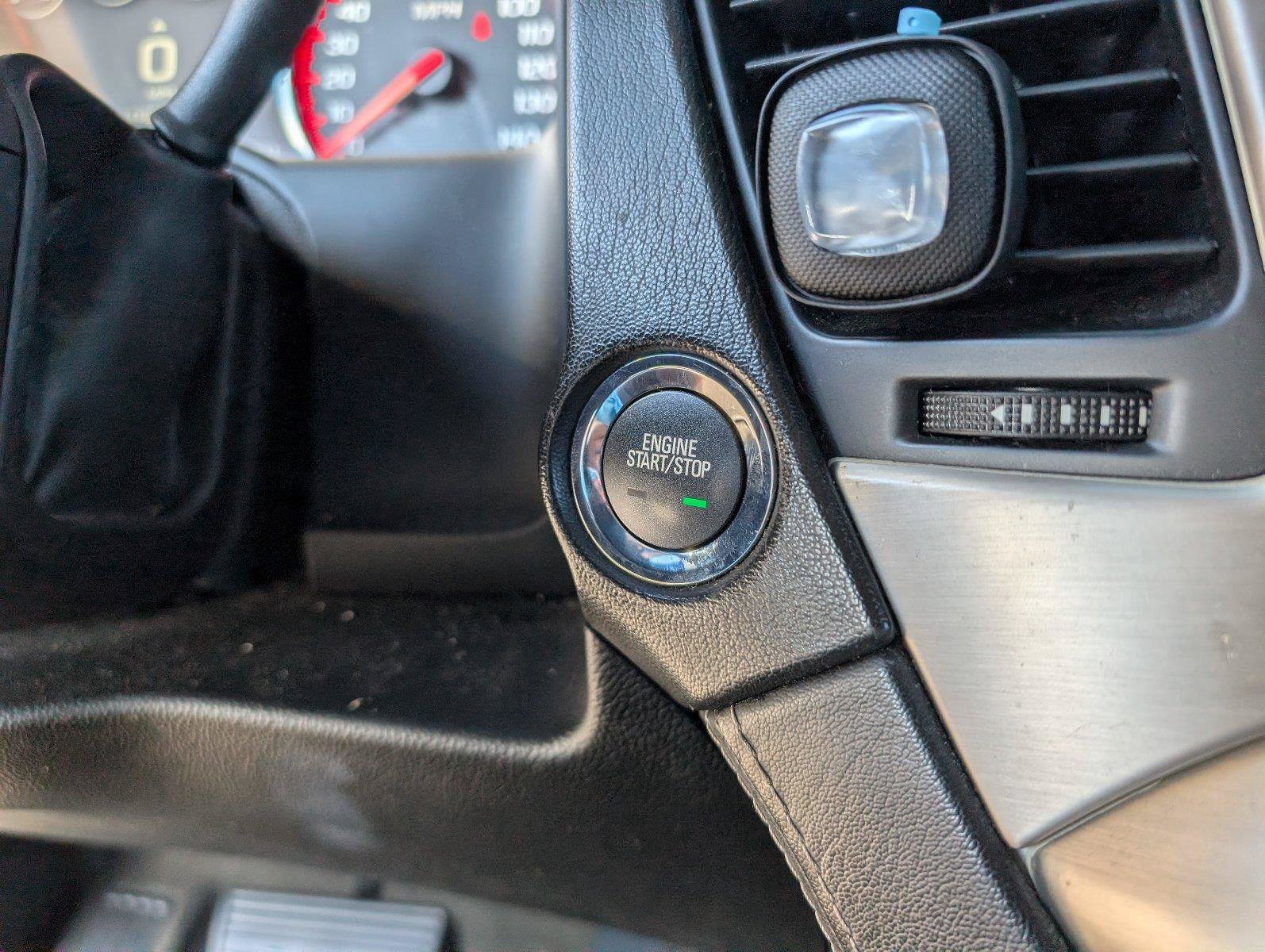 Used 2015 GMC Yukon Denali w/ Premium Package RWD image 22