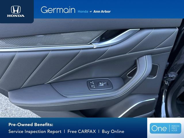 Used 2023 Maserati Levante GT image 11